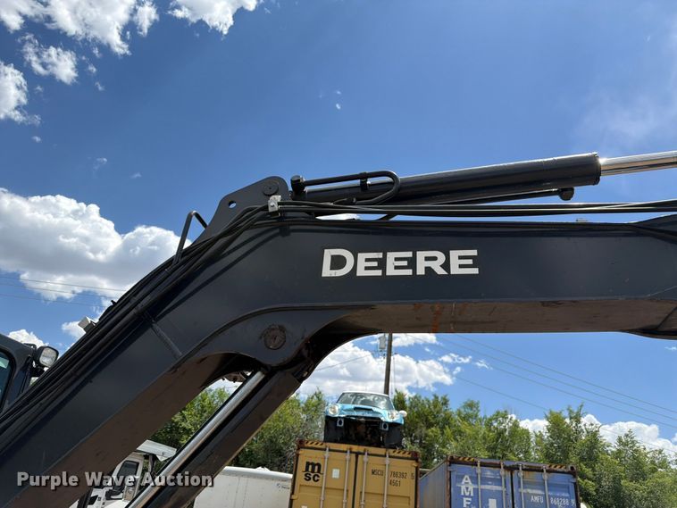 image for item FM7540 2021 John Deere 60G mini excavator