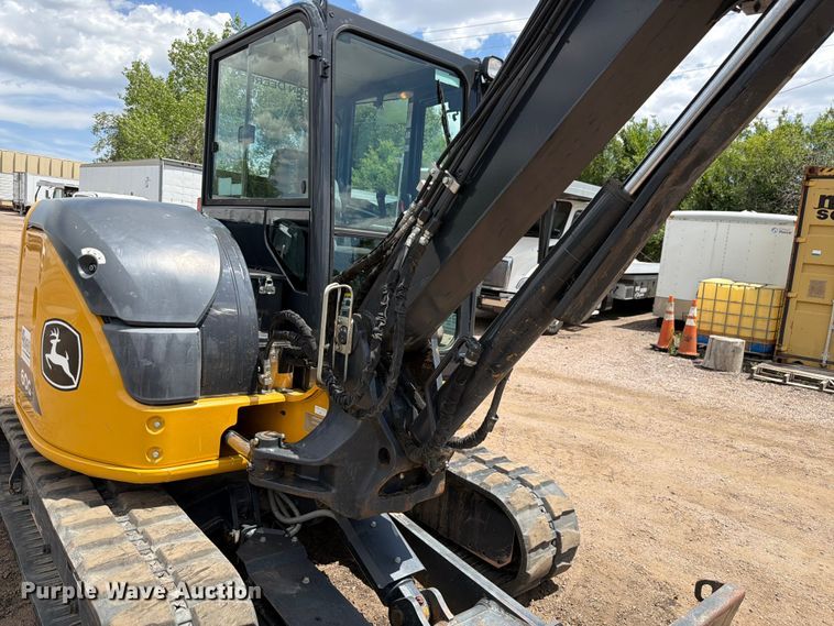 image for item FM7540 2021 John Deere 60G mini excavator