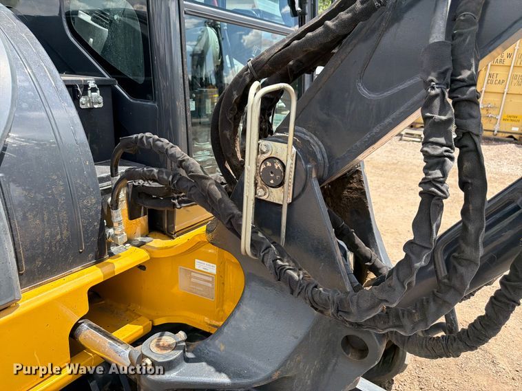 image for item FM7540 2021 John Deere 60G mini excavator