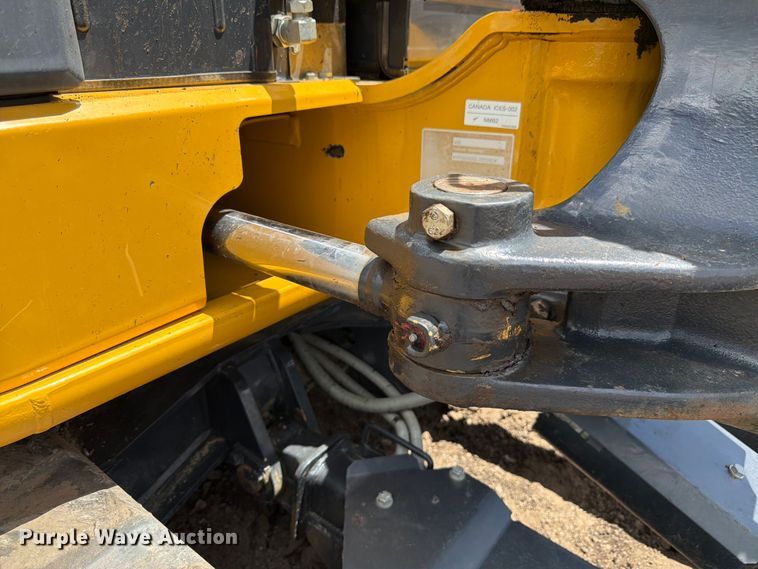 image for item FM7540 2021 John Deere 60G mini excavator