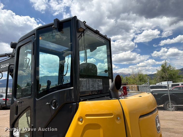 image for item FM7540 2021 John Deere 60G mini excavator