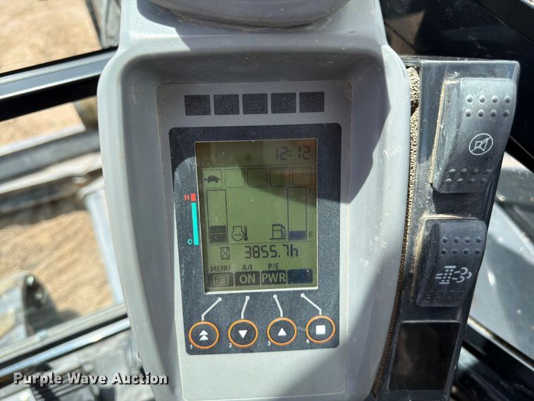 image for item FM7540 2021 John Deere 60G mini excavator