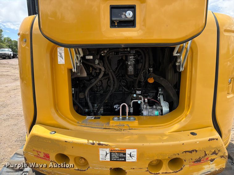 image for item FM7540 2021 John Deere 60G mini excavator