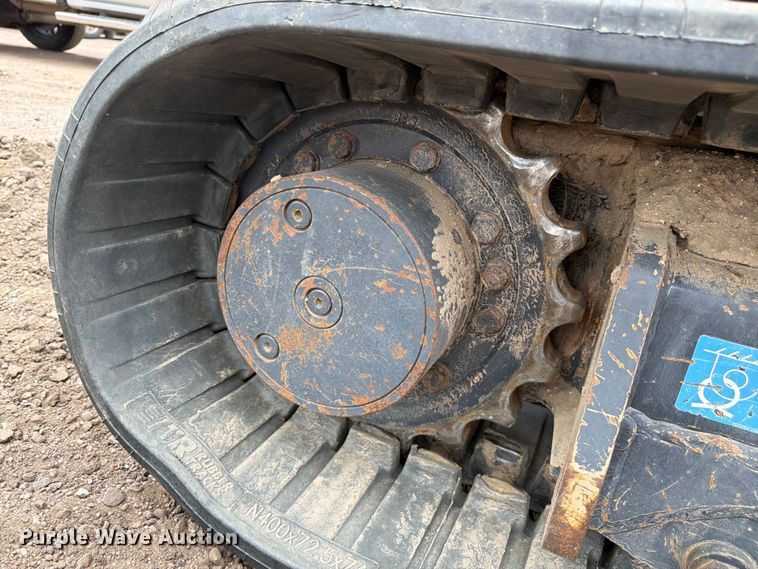image for item FM7540 2021 John Deere 60G mini excavator