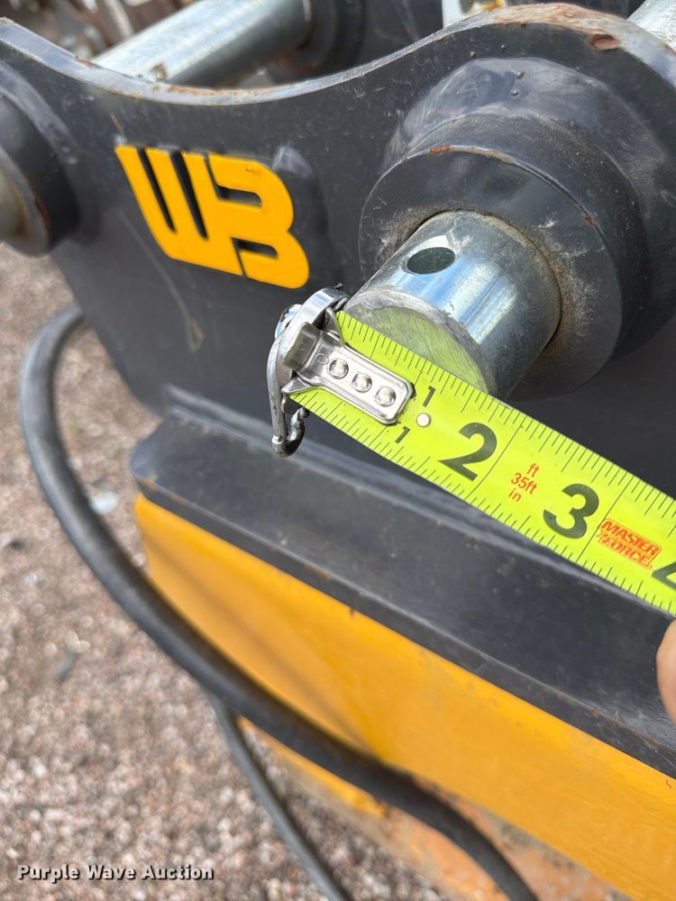 image for item FM7540 2021 John Deere 60G mini excavator