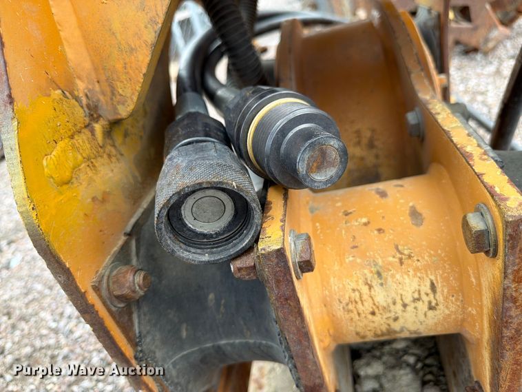 image for item FM7540 2021 John Deere 60G mini excavator