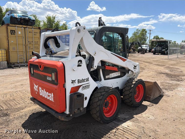 image for item FM7541 2017 Bobcat S595 skid steer loader
