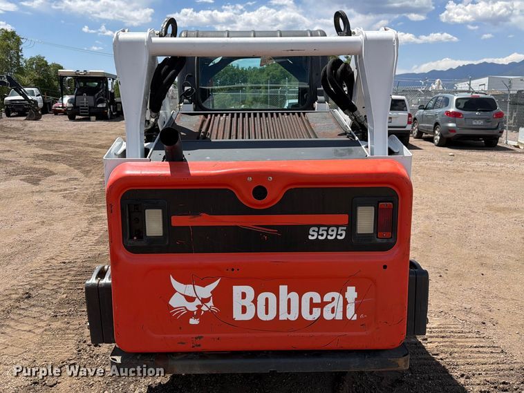 image for item FM7541 2017 Bobcat S595 skid steer loader