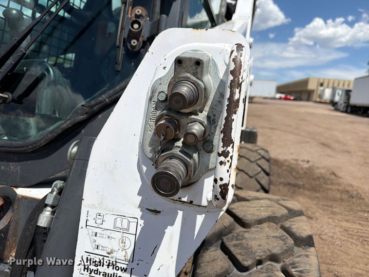 image for item FM7541 2017 Bobcat S595 skid steer loader