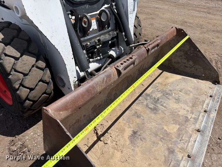image for item FM7541 2017 Bobcat S595 skid steer loader