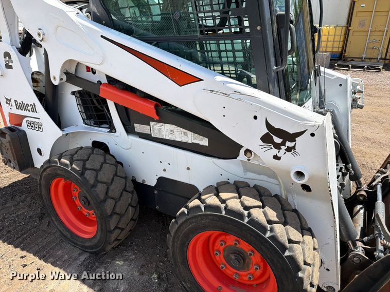 image for item FM7541 2017 Bobcat S595 skid steer loader