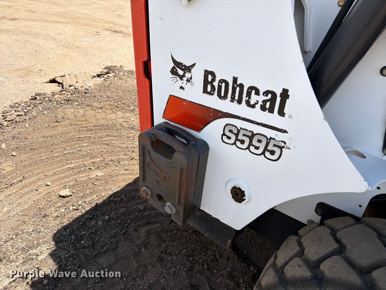 image for item FM7541 2017 Bobcat S595 skid steer loader