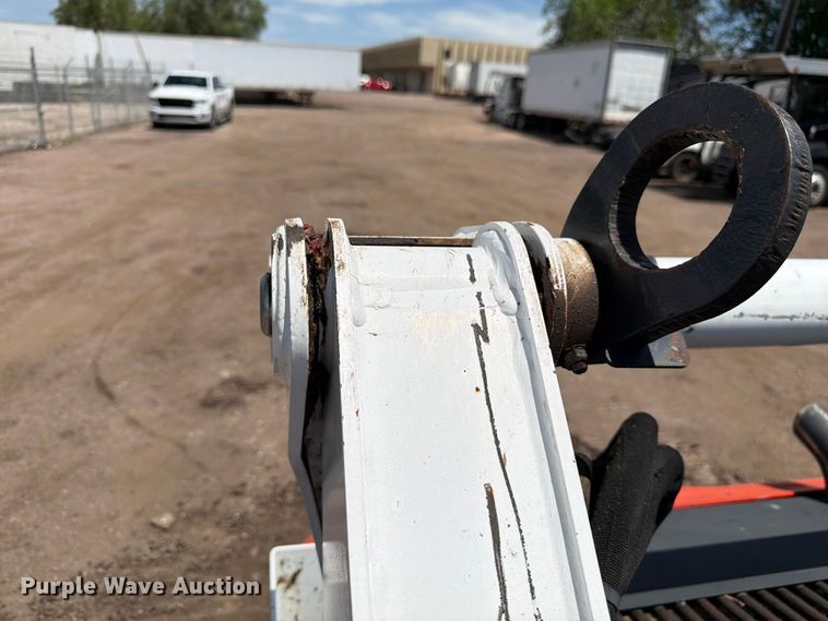 image for item FM7541 2017 Bobcat S595 skid steer loader