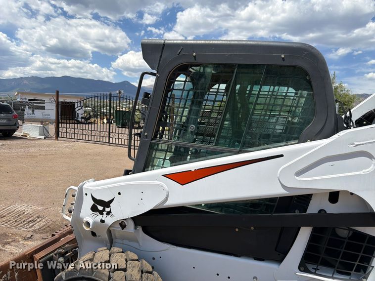 image for item FM7541 2017 Bobcat S595 skid steer loader