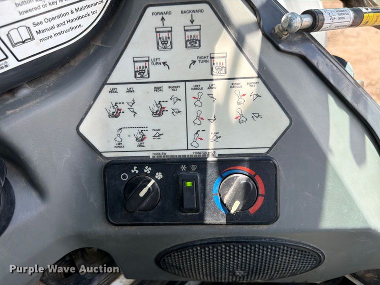 image for item FM7541 2017 Bobcat S595 skid steer loader