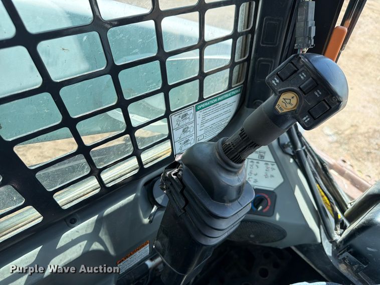 image for item FM7541 2017 Bobcat S595 skid steer loader
