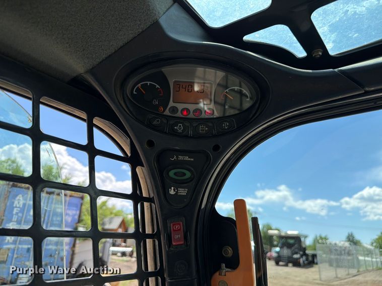 image for item FM7541 2017 Bobcat S595 skid steer loader