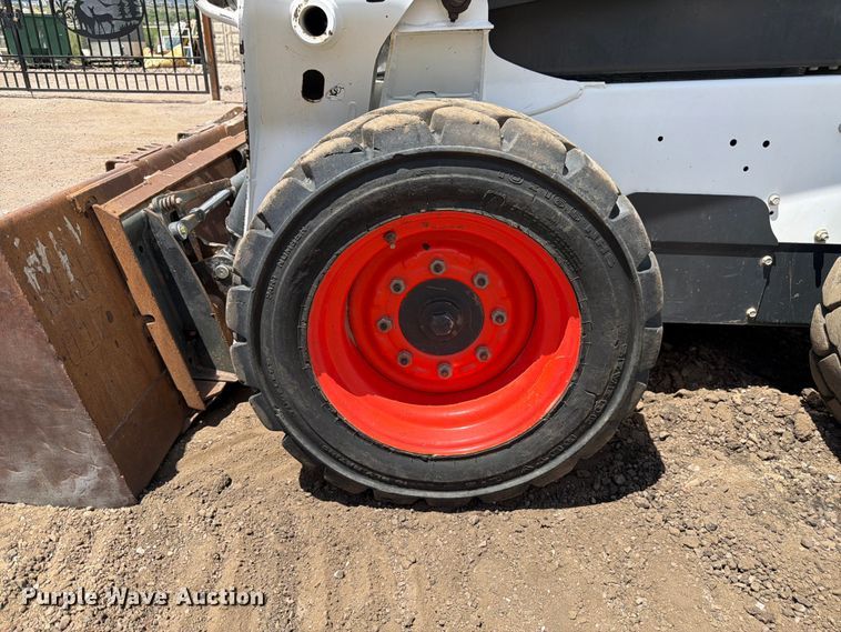 image for item FM7541 2017 Bobcat S595 skid steer loader