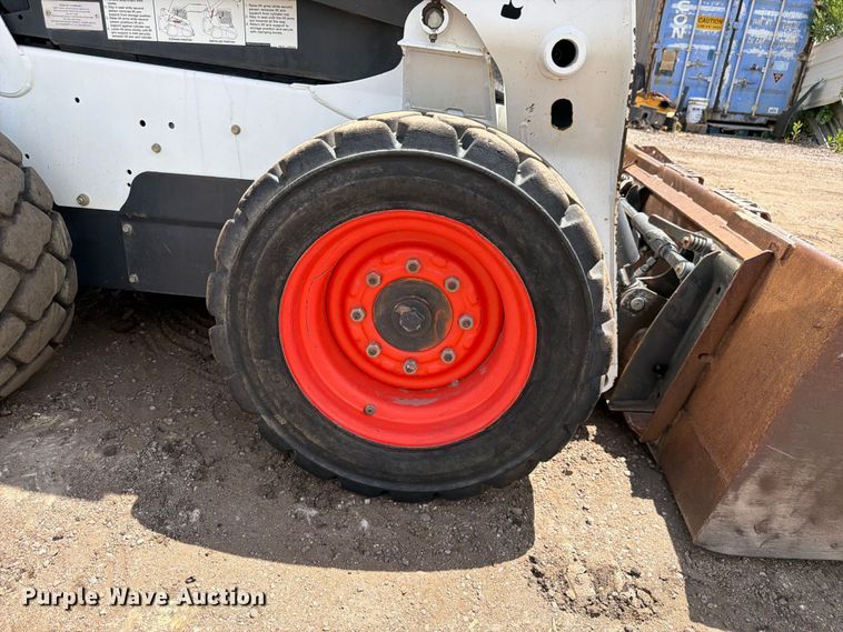 image for item FM7541 2017 Bobcat S595 skid steer loader
