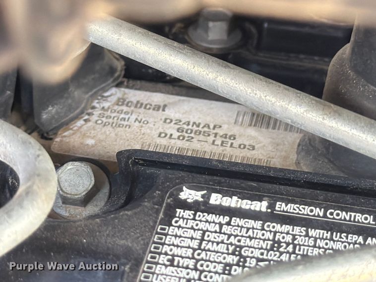 image for item FM7541 2017 Bobcat S595 skid steer loader