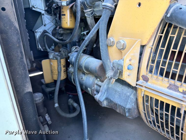 image for item FM7547 Caterpillar generator