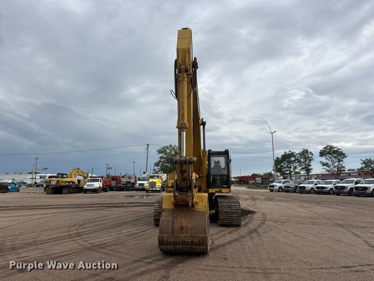 image for item NA9386 1997 Caterpillar 330BL excavator