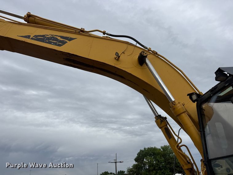 image for item NA9386 1997 Caterpillar 330BL excavator