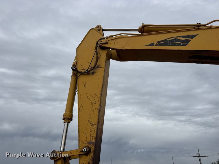 image for item NA9386 1997 Caterpillar 330BL excavator