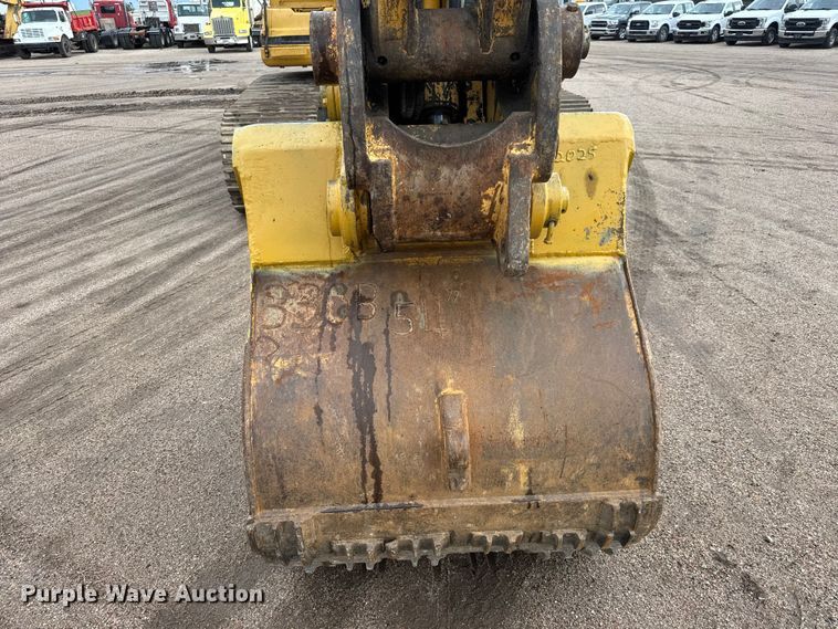 image for item NA9386 1997 Caterpillar 330BL excavator