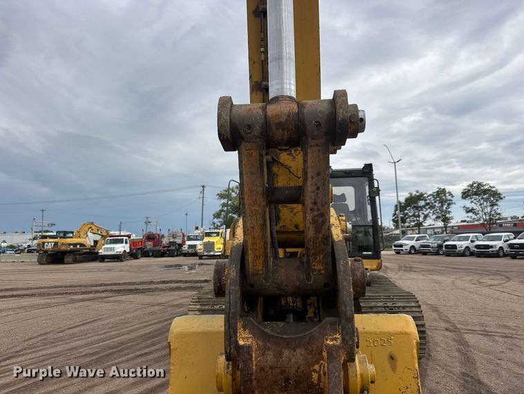 image for item NA9386 1997 Caterpillar 330BL excavator