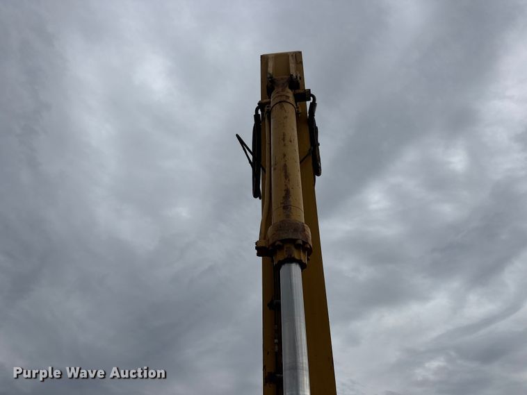 image for item NA9386 1997 Caterpillar 330BL excavator