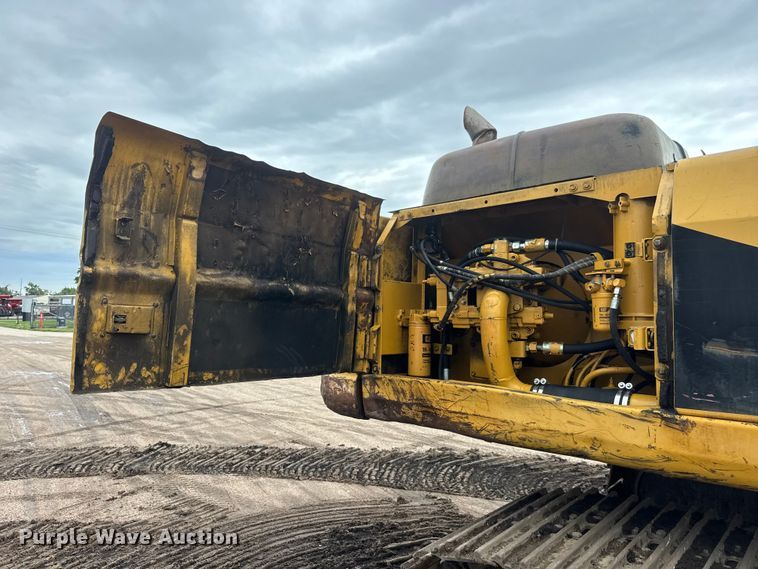 image for item NA9386 1997 Caterpillar 330BL excavator