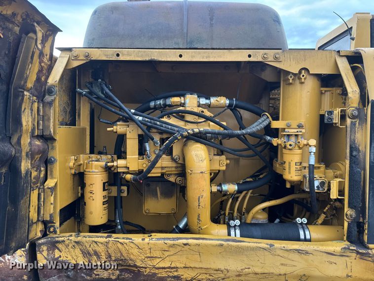 image for item NA9386 1997 Caterpillar 330BL excavator