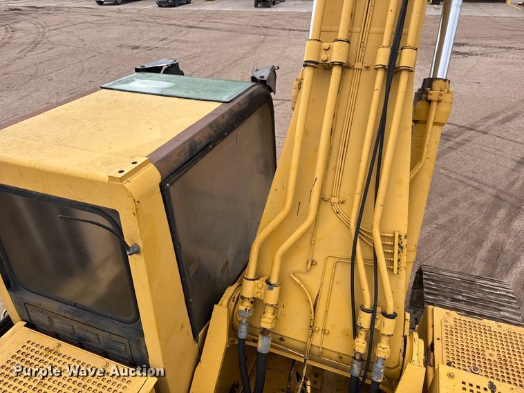 image for item NA9386 1997 Caterpillar 330BL excavator