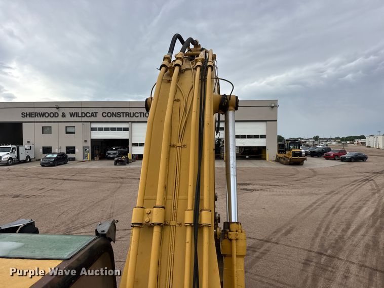 image for item NA9386 1997 Caterpillar 330BL excavator