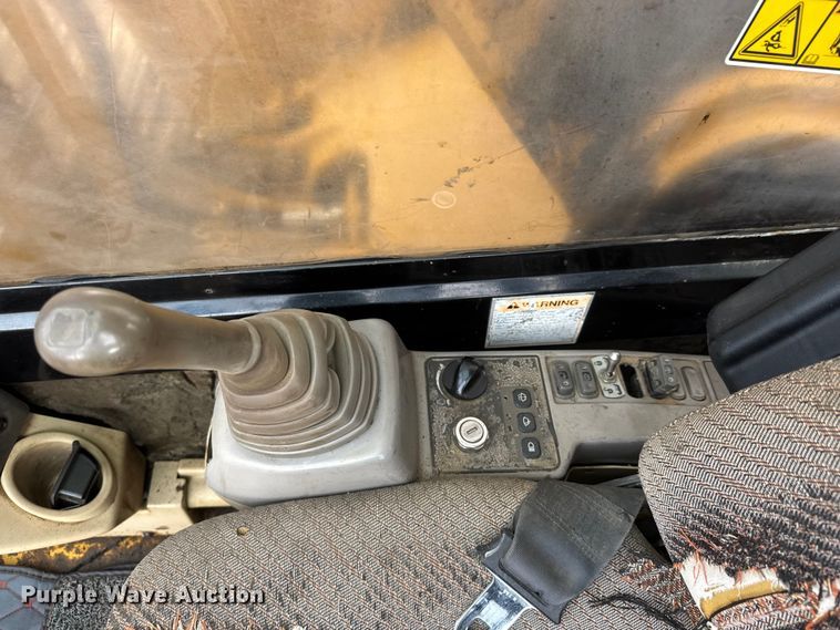 image for item NA9386 1997 Caterpillar 330BL excavator