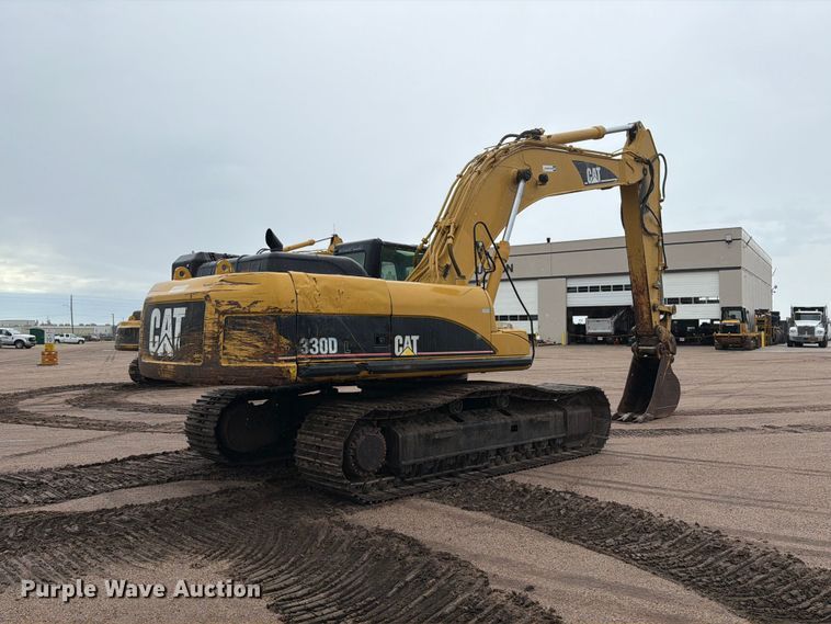 image for item NA9387 2006 Caterpillar 330D excavator