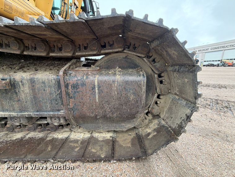 image for item NA9387 2006 Caterpillar 330D excavator