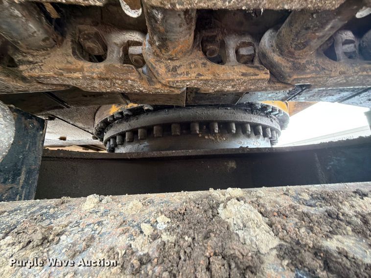 image for item NA9387 2006 Caterpillar 330D excavator