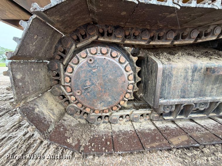 image for item NA9387 2006 Caterpillar 330D excavator