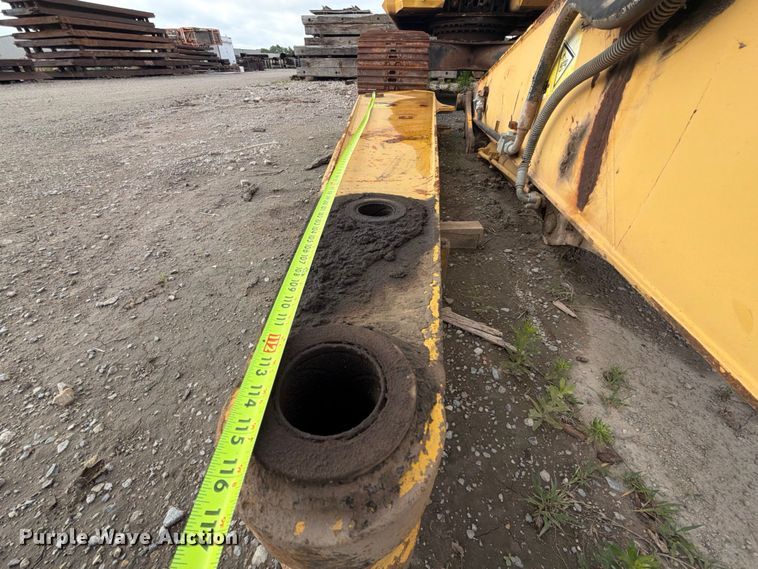 image for item NA9481 2012 Komatsu HB215LC-1 Hybrid excavator