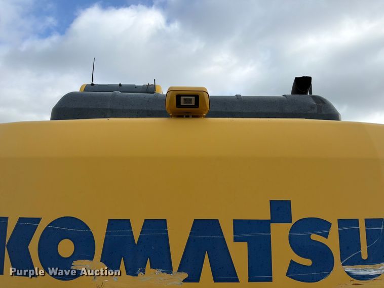 image for item NA9481 2012 Komatsu HB215LC-1 Hybrid excavator
