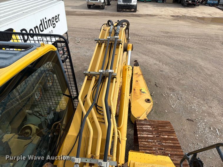 image for item NA9481 2012 Komatsu HB215LC-1 Hybrid excavator