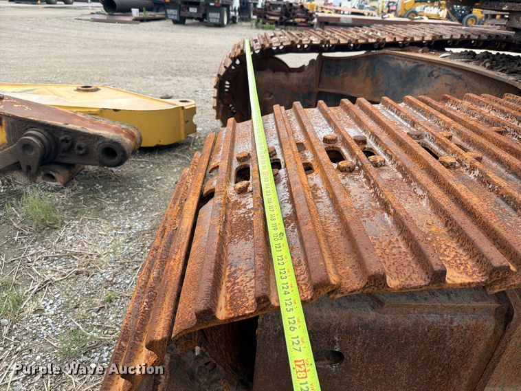 image for item NA9481 2012 Komatsu HB215LC-1 Hybrid excavator