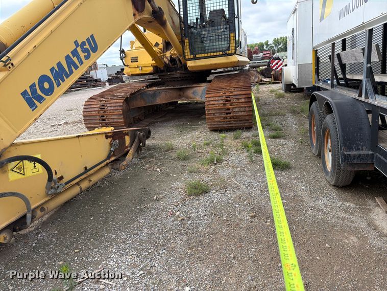 image for item NA9481 2012 Komatsu HB215LC-1 Hybrid excavator