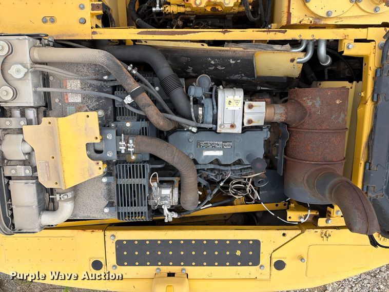 image for item NA9481 2012 Komatsu HB215LC-1 Hybrid excavator