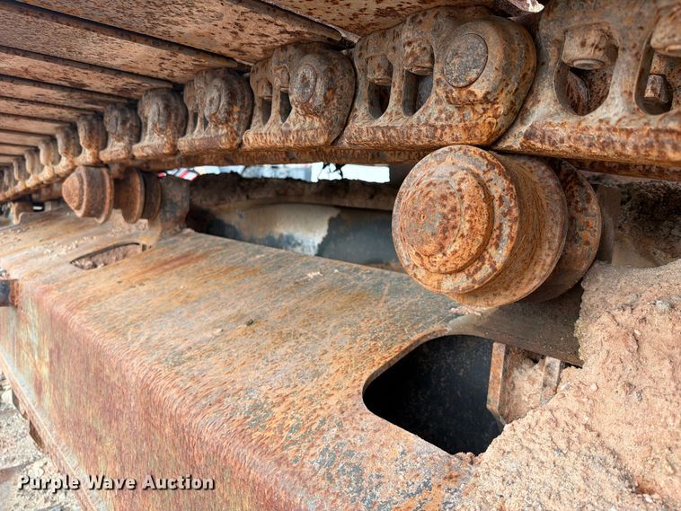image for item NA9481 2012 Komatsu HB215LC-1 Hybrid excavator