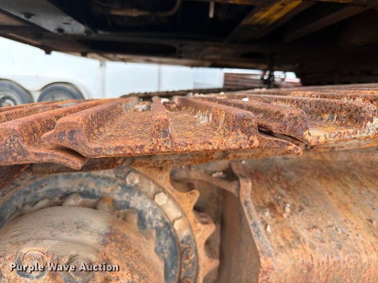 image for item NA9481 2012 Komatsu HB215LC-1 Hybrid excavator