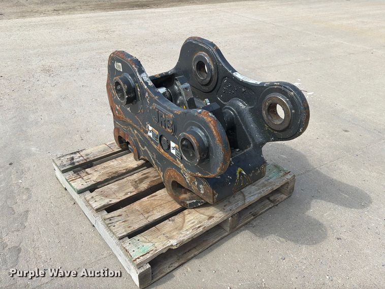 image for item NA9485 2022 JRB PowerLatch quick coupler