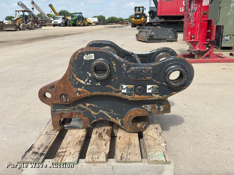 image for item NA9485 2022 JRB PowerLatch quick coupler